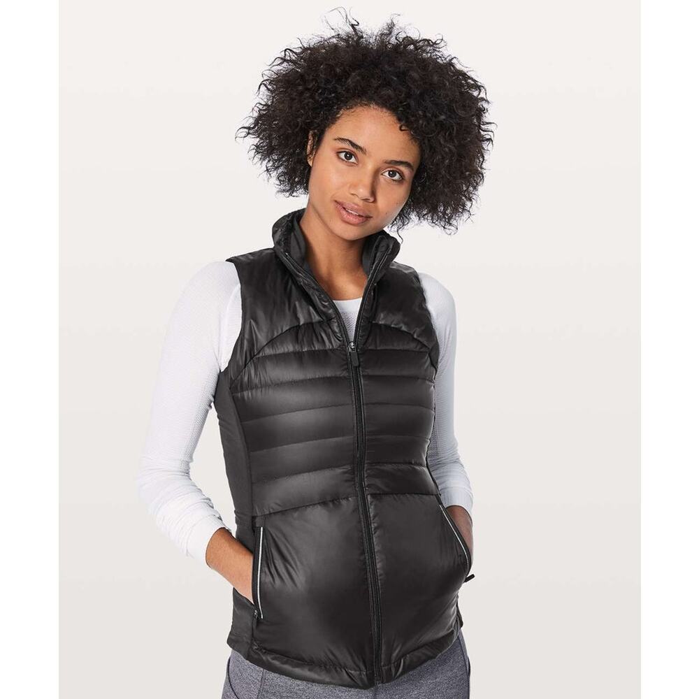 Lululemon Down For A Run Vest II Zip Up Black 8 NWT - Picture 3 of 13